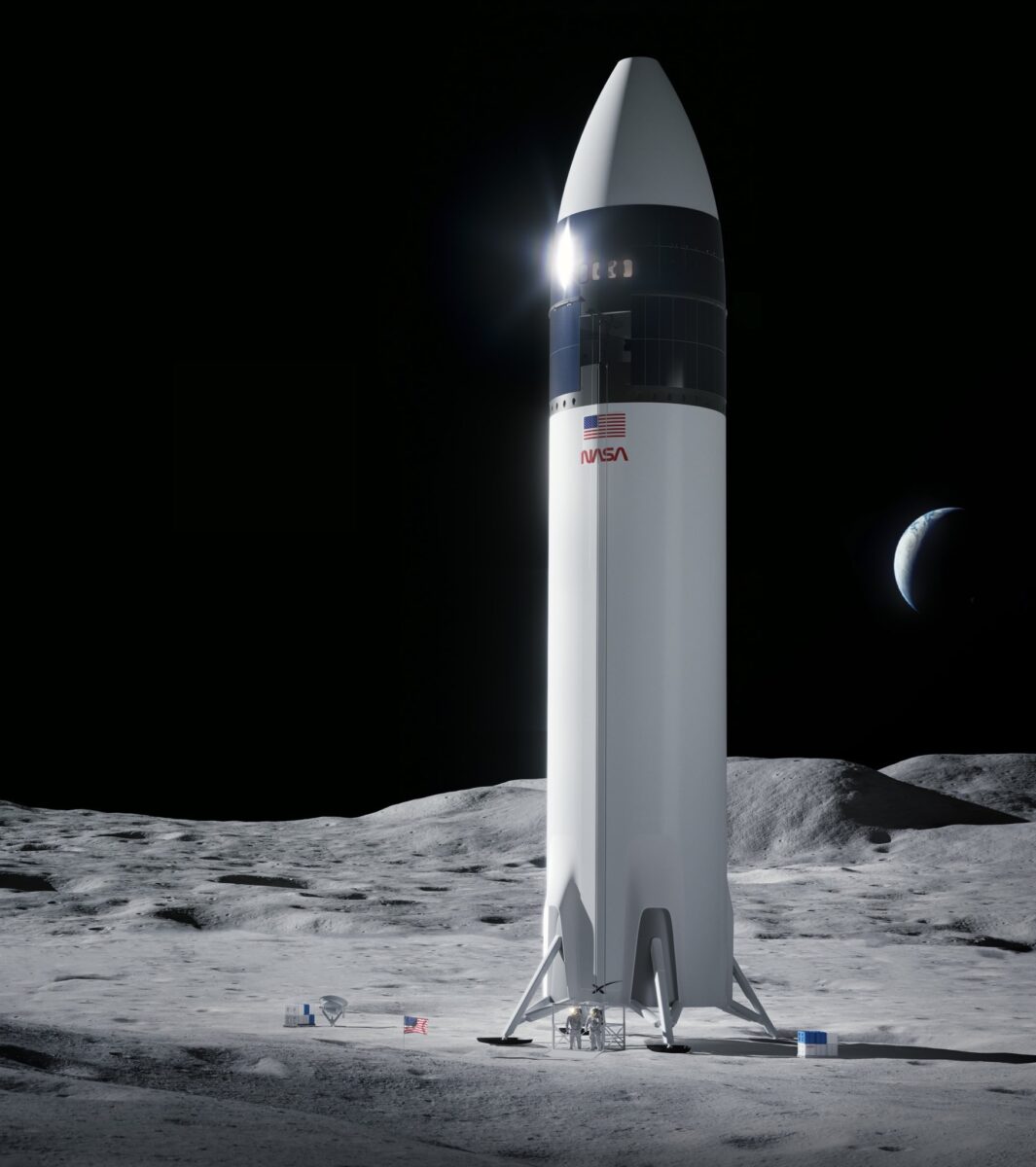 Рендер Starship HLS на Луне / © SpaceX