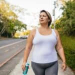 Медики выяснили, кому мало 10 тысяч шагов в день для снижения риска ожирения