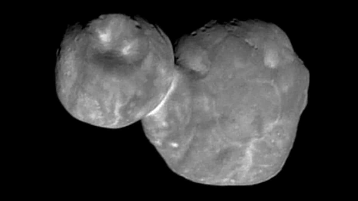 Астрофизики объяснили, как кометы и астероиды превращаются в газоледяные бомбы