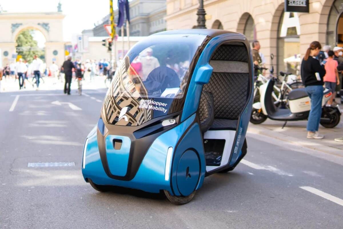 Электрический велосипед в автомобильном кузове Hopper / © Hopper Mobility 
