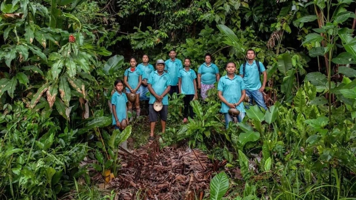 Члены сообщества Северной Колумбии, которые защищают экосистему тропических лесов / © Marc Lathuillière