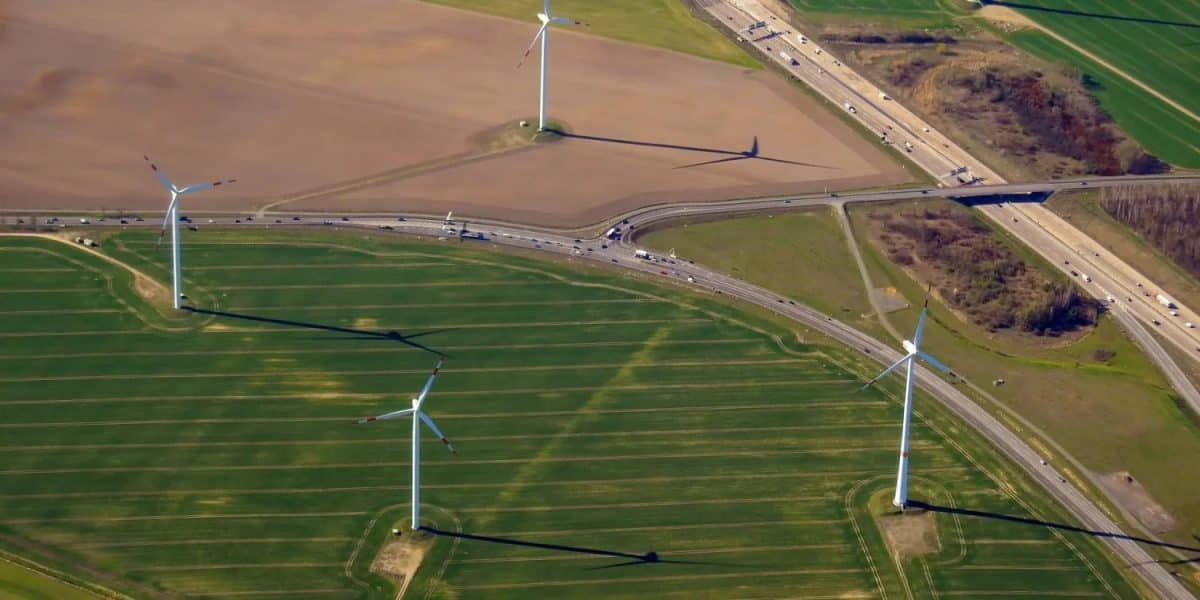 Ветряные электростанции в Германии / © wikipedia