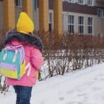 Свыше половины российских семей потратили на дорогу в школу больше 15 минут