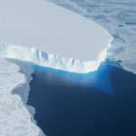 Инженеры предложили искусственно затормозить таяние ледников