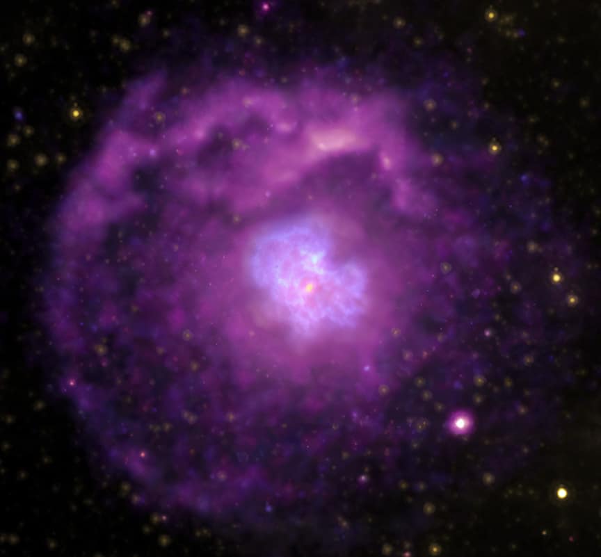 Остаток сверхновой G21.5-0.9  / © NASA / SAO / CXC