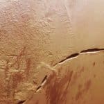 Mars Express запечатлел огромный «шрам» на поверхности Красной планеты