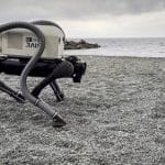 В Италии инженеры скрестили пылесос с робособакой для уборки пляжей
