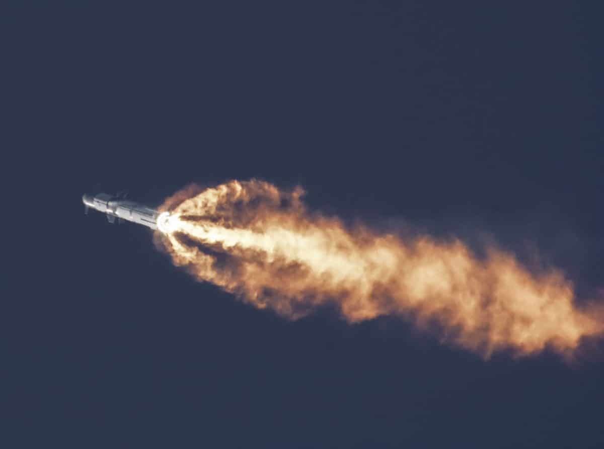 Испытательный полет транспортной системы Starship / © SpaceX