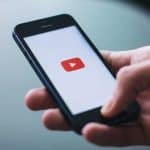 Школьник из России придумал, как обойти замедление YouTube  