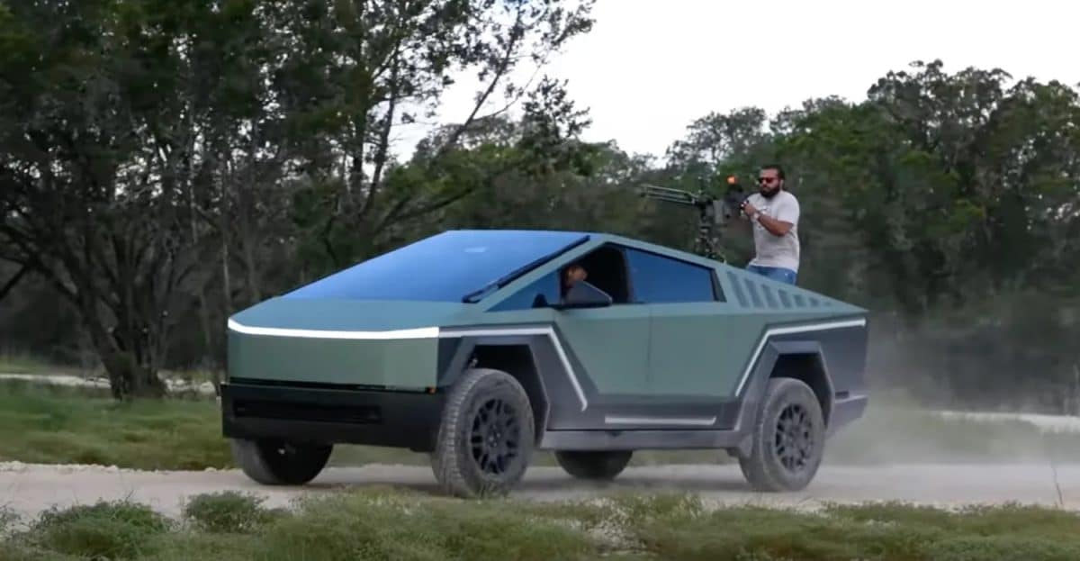 Tesla Cybertruck превратили в Warthog из видеоигры Halo / © Brandon Herrera