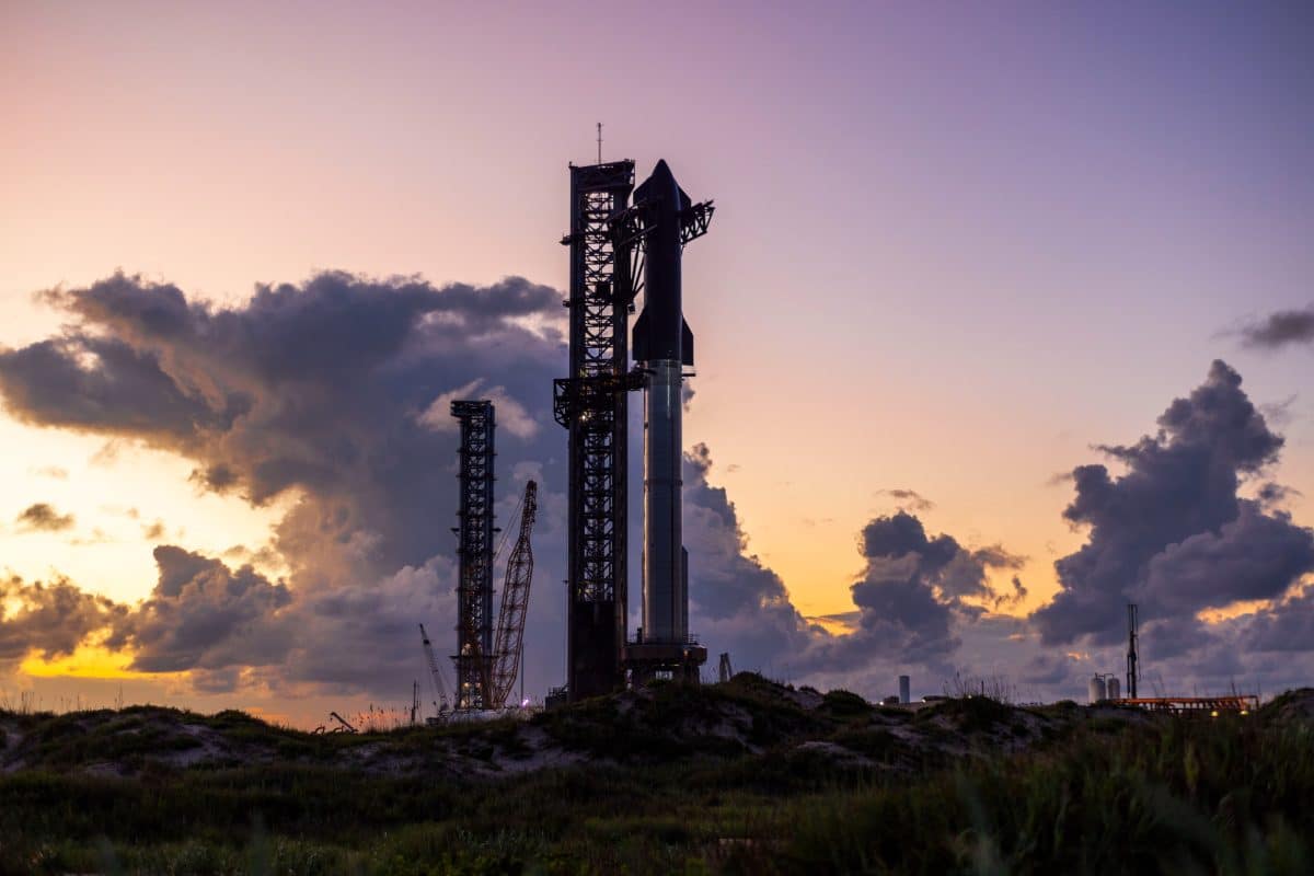 Транспортная система Starship на  «Звездной базе» в Техасе / © SpaceX