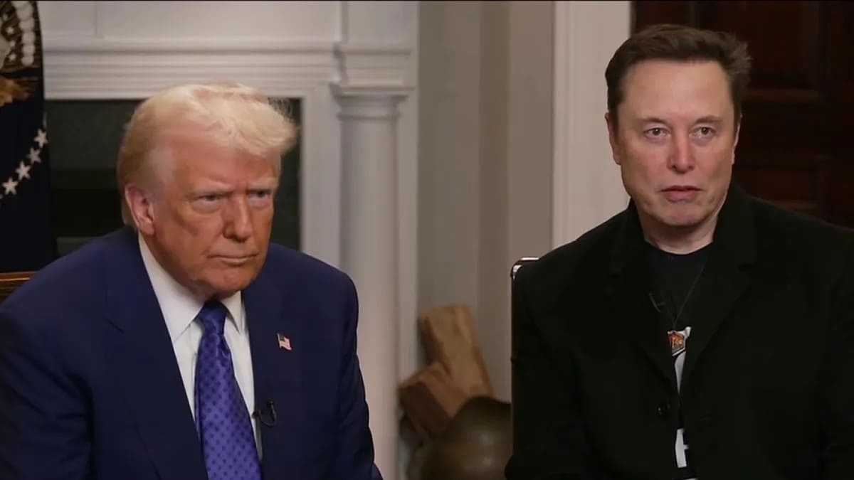 Президент США Дональд Трамп (слева) и генеральный директор SpaceX Илон Маск (справа) дают совместное интервью ведущему Fox News / © Fox News