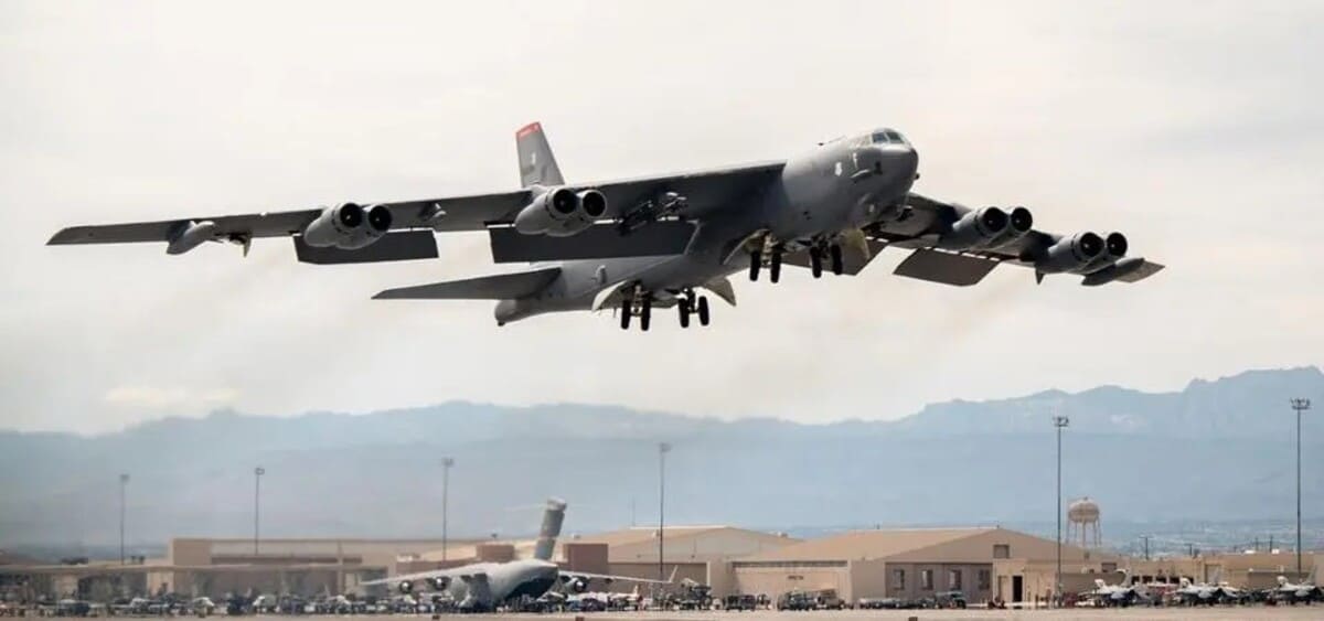 Бомбардировщик B-52 Stratofortress / © U.S. Air Force