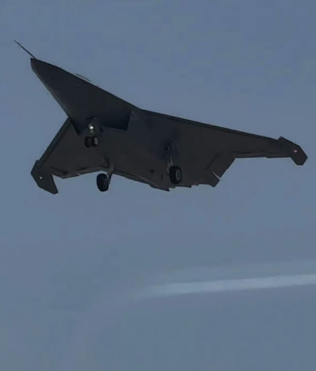 Китайский истребитель шестого поколения J-50 / © Weibo