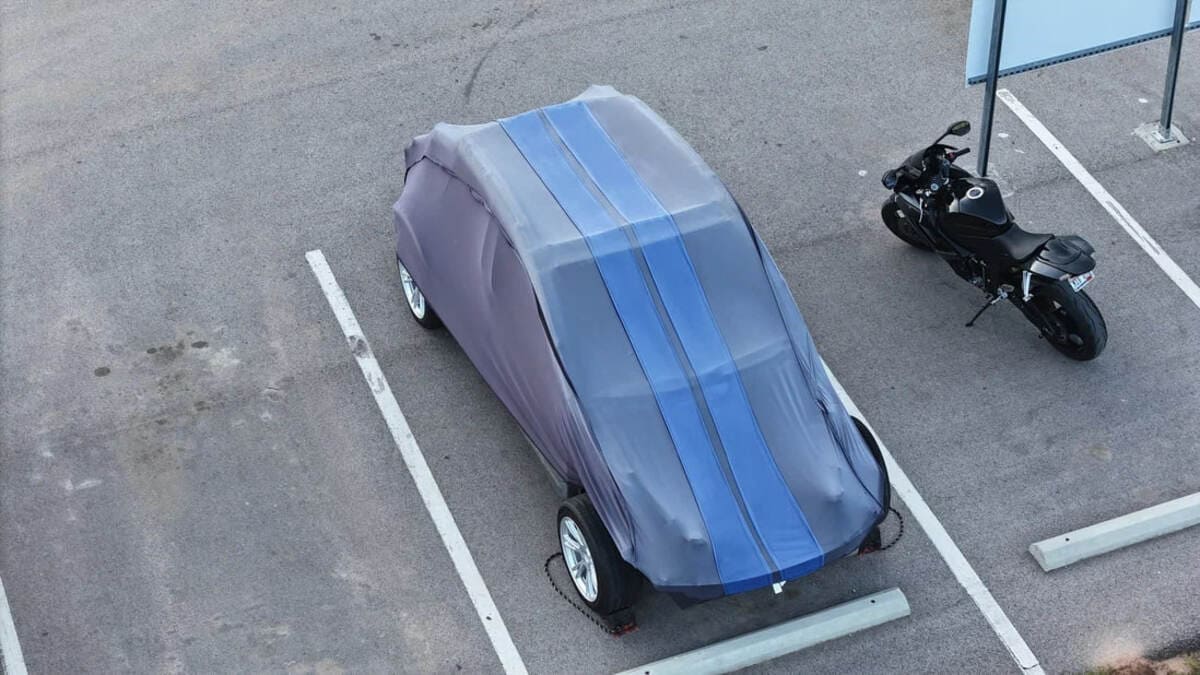  Прототип неизвестного электромобиля Tesla / © Joe Tegtmeyer