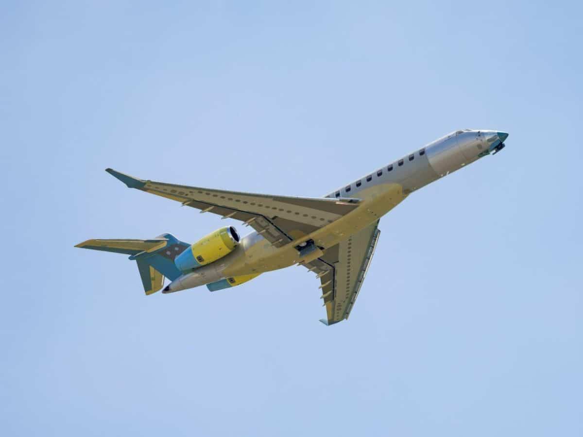 Первый полет серийного прототипа бизнеса-джета Global 8000 / © Bombardier