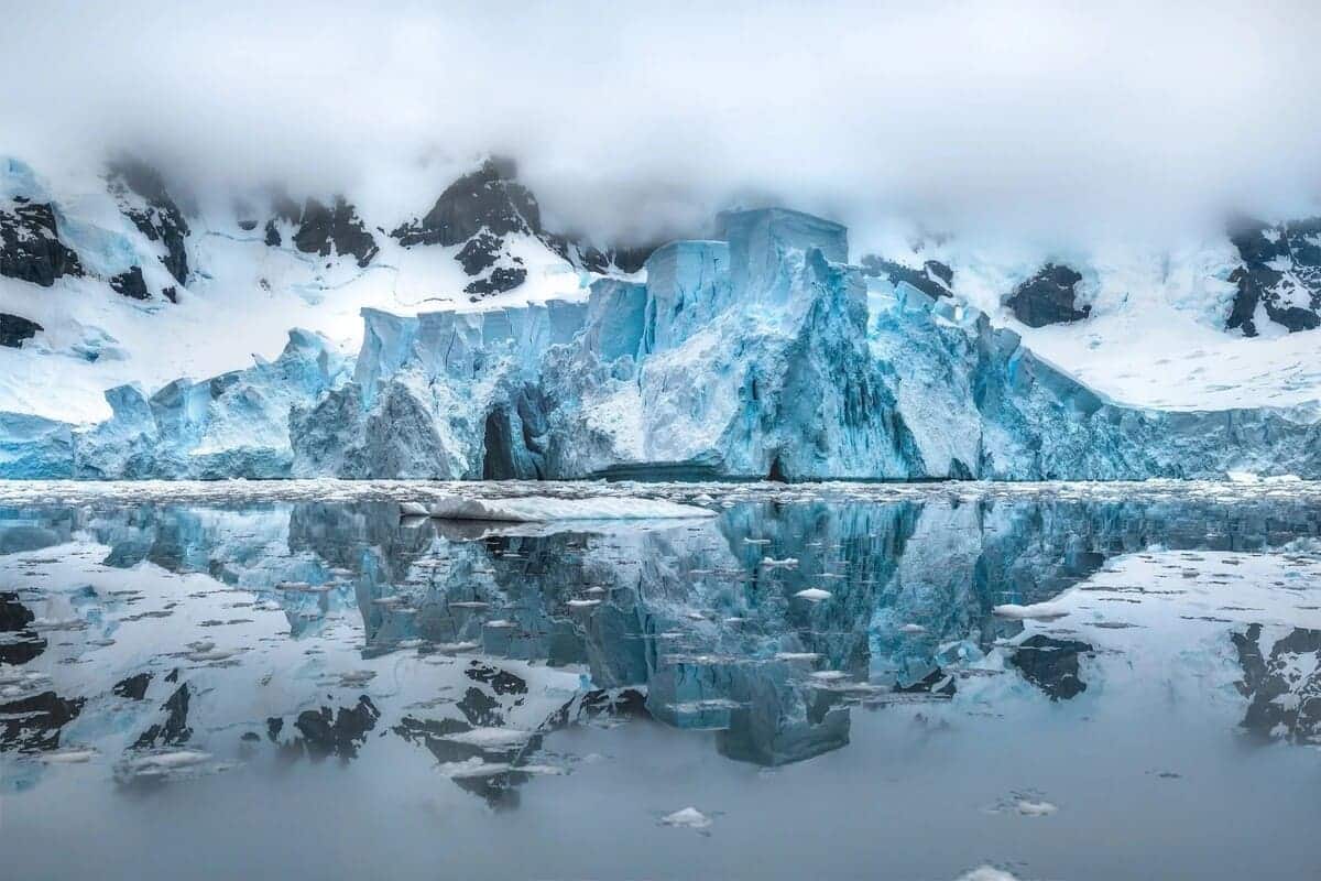 Третье место в категории «Надводные морские пейзажи» / ©  Audrey Nosik