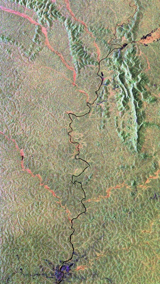 Снимок реки Ивиндо в Габоне / © ESA