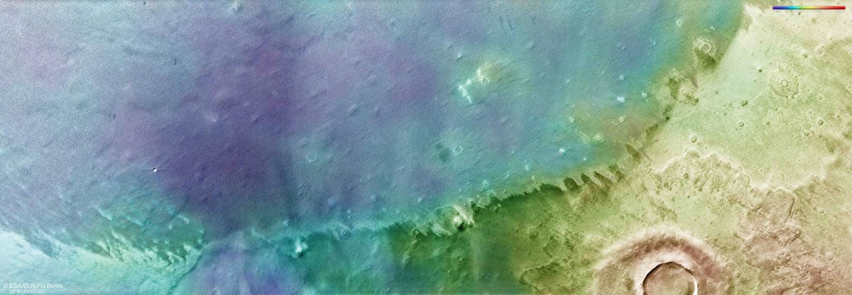 Топография равнины Аркадия / © ESA / DLR / FU Berlin 