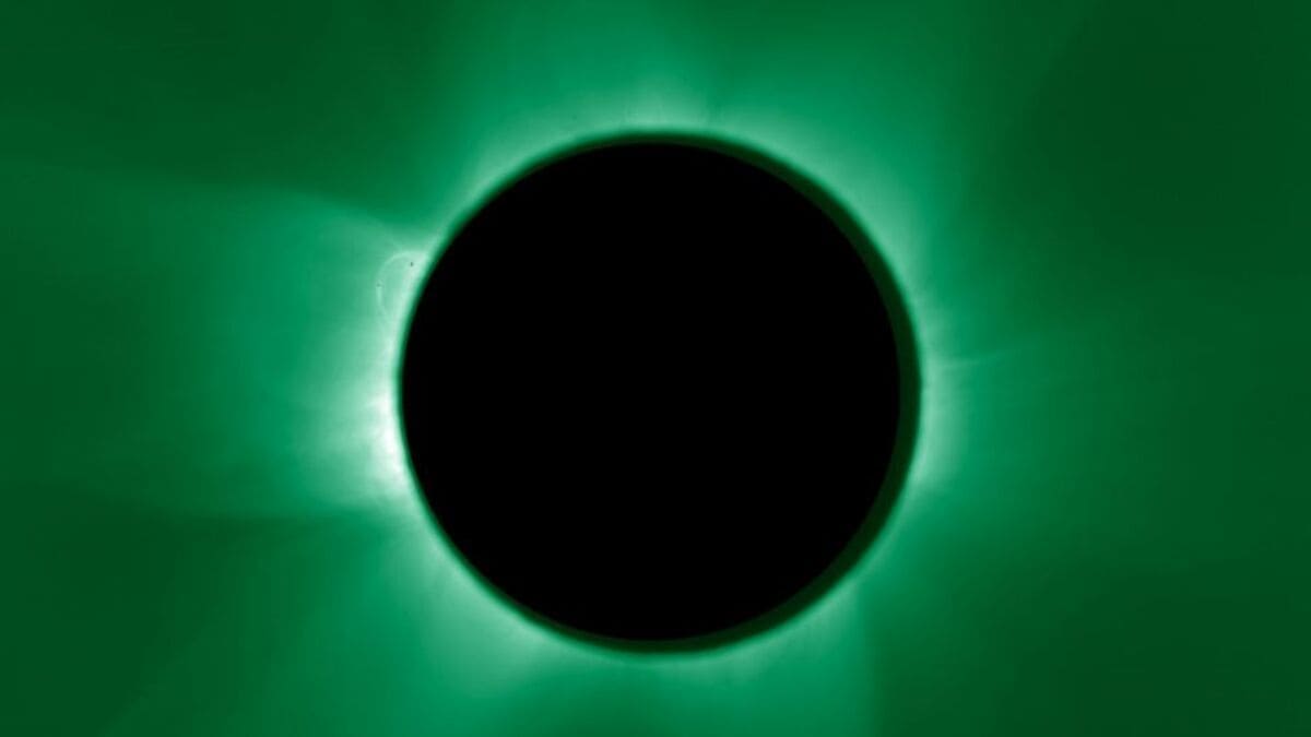 Изображение искусственного солнечного затмения / © ESA / Proba-3 / ASPIICS / WOW algorithm