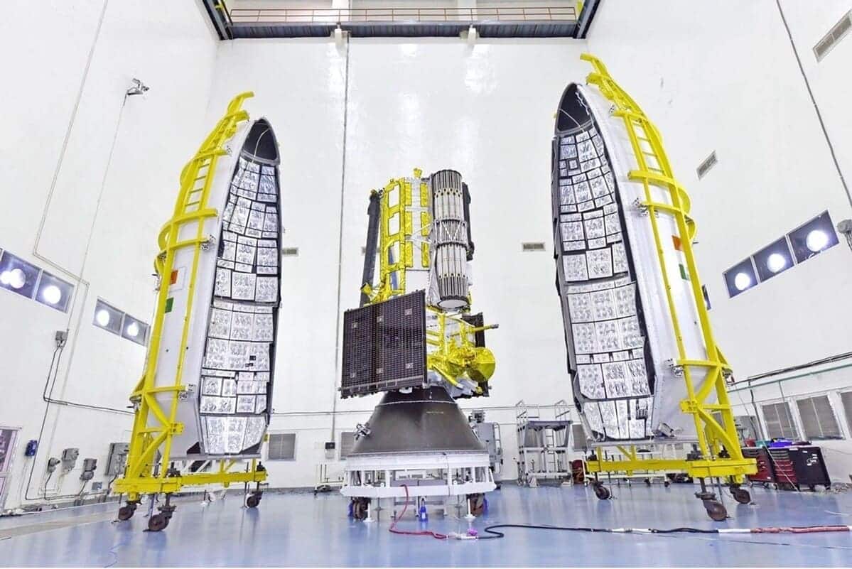 Индия и NASA запустят один из самых дорогих спутников наблюдения Земли