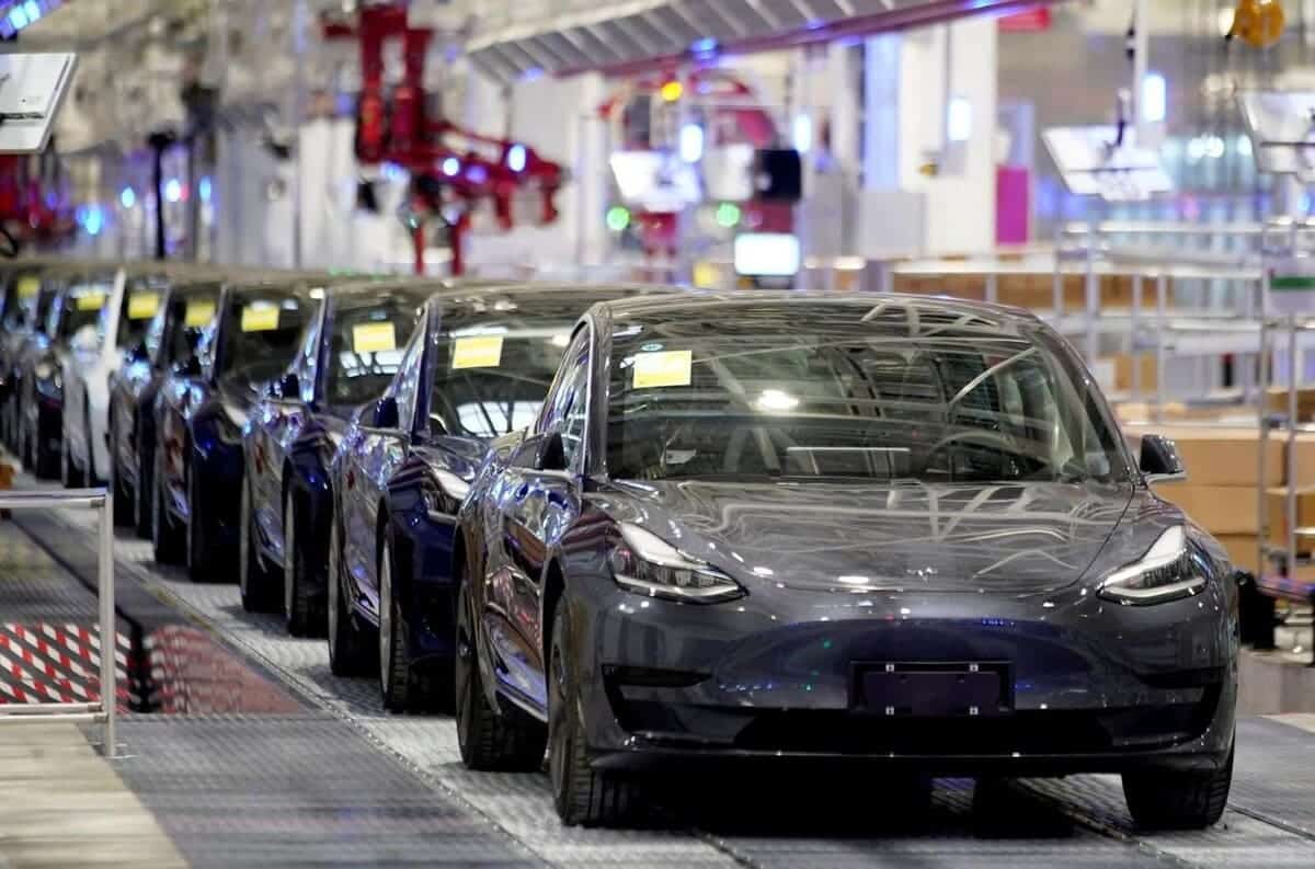 Tesla столкнулась с серьезными проблемами в Китае