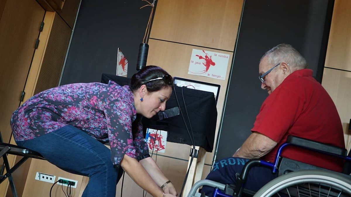 Иллюстрация, посвященная болезни Альцгеймера