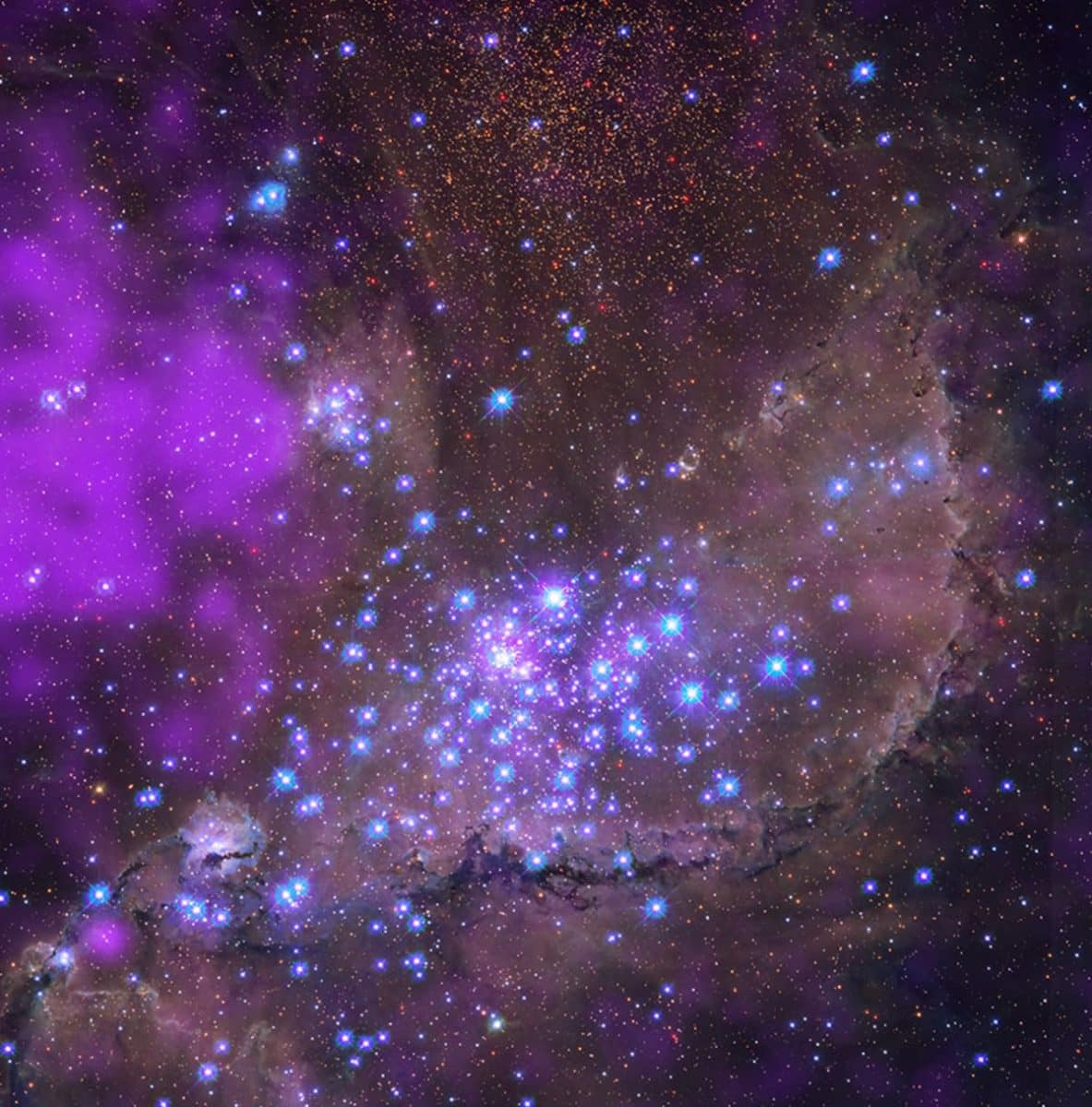 NGC 346 — эмиссионная туманность с рассеянным скоплением в созвездии Тукан / © NASA