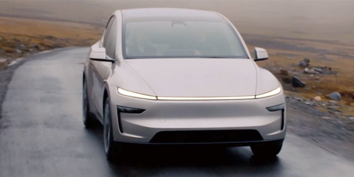 Tesla Model YL / © Tesla