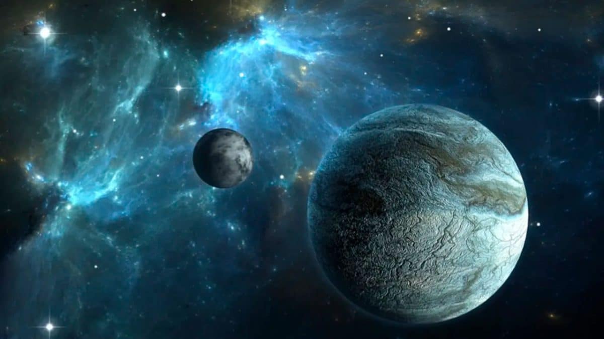 Диск соратын қызды түсірді