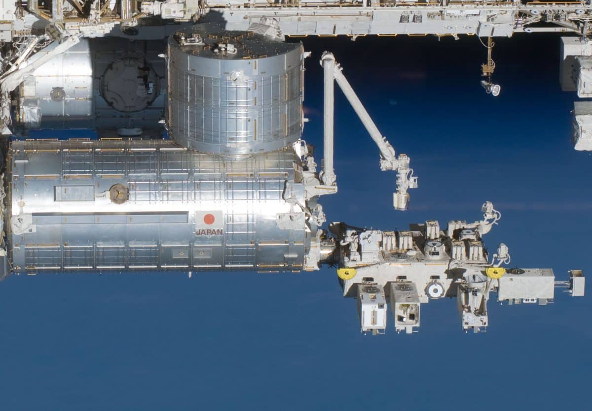 Orbiting Carbon Observatory 3 / © NASA