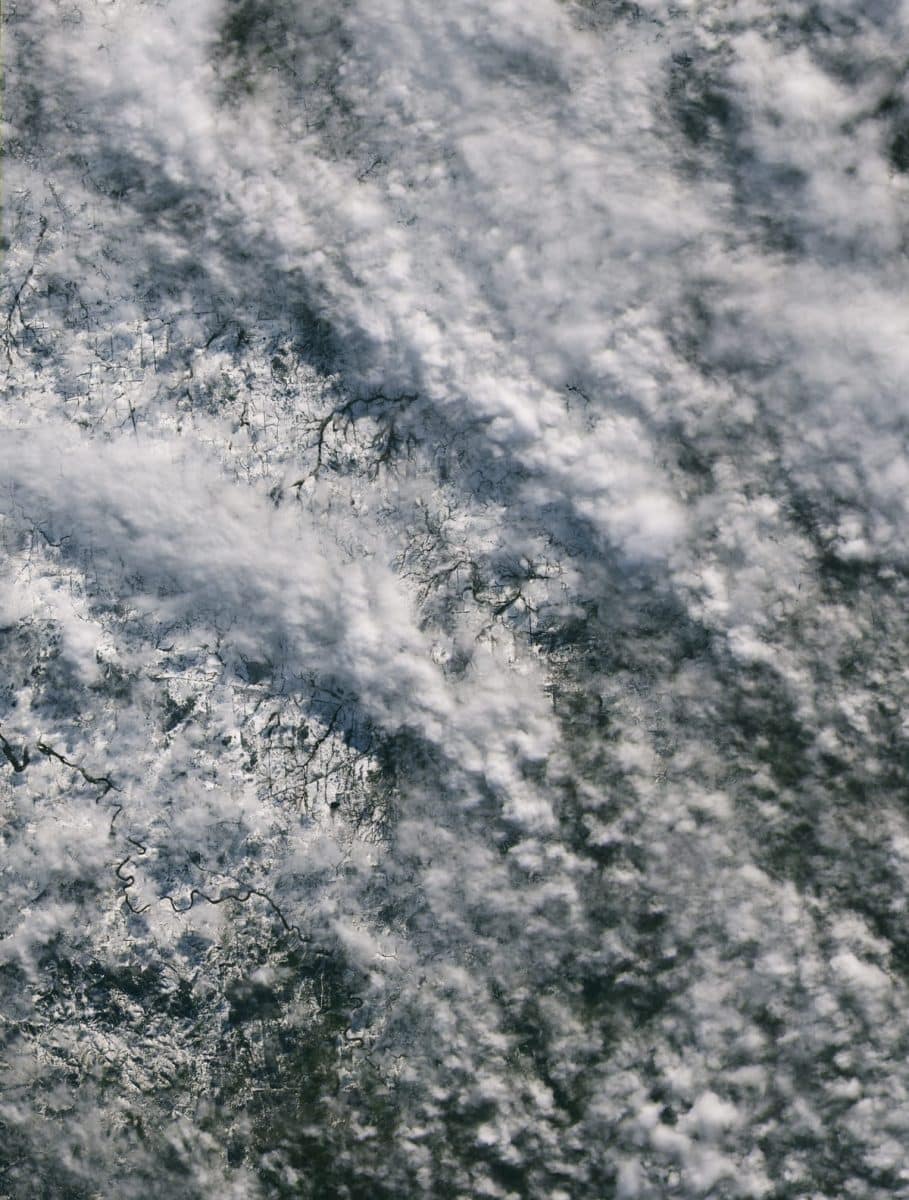 Спутники зафиксировали редкий снегопад, накрывший Австралию / © NASA Earth Observatory