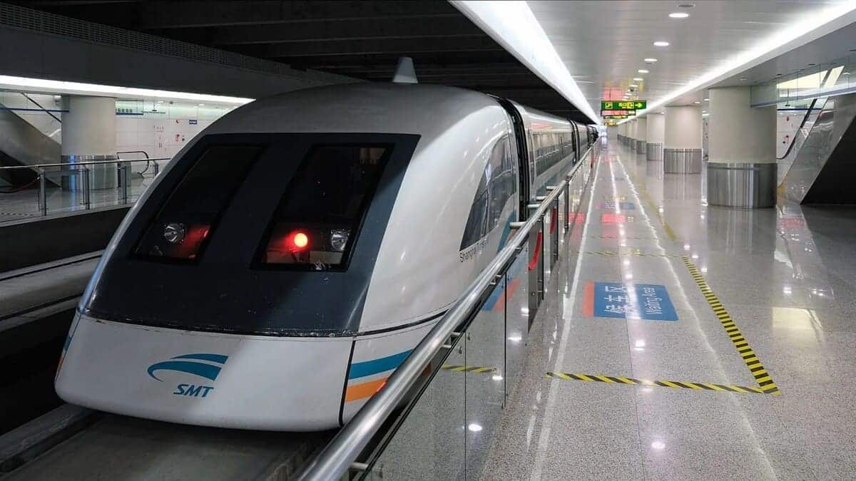 Shanghai Maglev (Китай). Максимальная скорость: 460 километров в час / © wikipedia