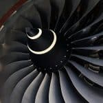 Пермяки научили робота находить и устранять дефекты на лопатках турбин