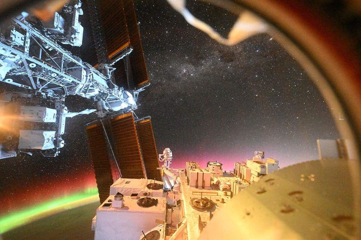Полярное сияние, снятое с борта МКС / © Kimiya Yui / JAXA