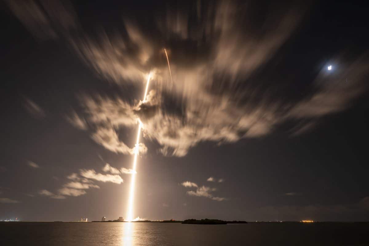 Falcon 9 вывела на орбиту 28 спутников / © SpaceX