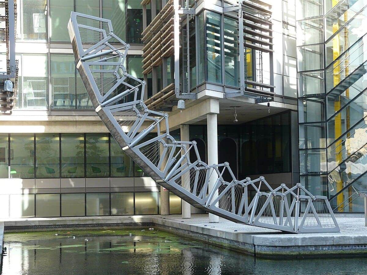 The Rolling Bridge, Лондон, Великобритания / © Wikimedia Commons / Loz Pycock