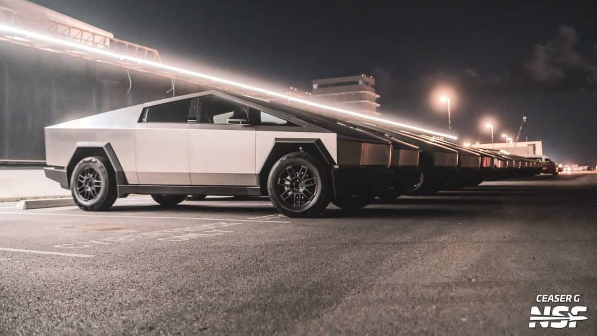 Tesla Cybertruck на «Звездной базе» SpaceX / © NSF