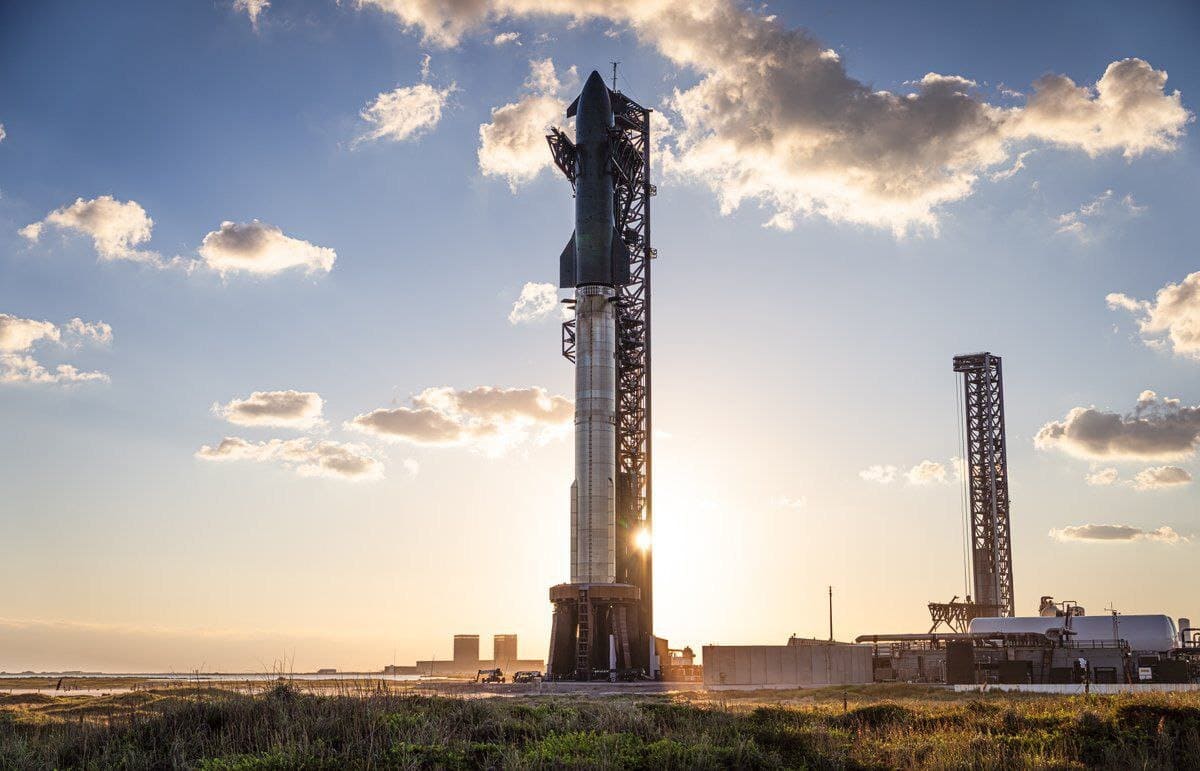 Транспортная система Starship на стартовой площадке в Техасе / © SpaceX
