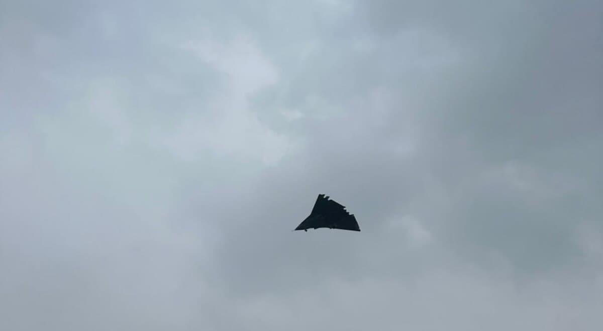 Снимок модернизированного китайского самолета шестого поколения J-36 / © Weibo