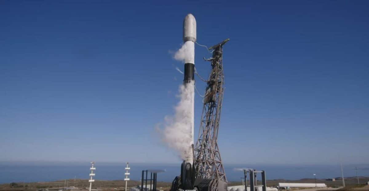 Пуск ракеты-носителя Falcon 9 / © SpaceX