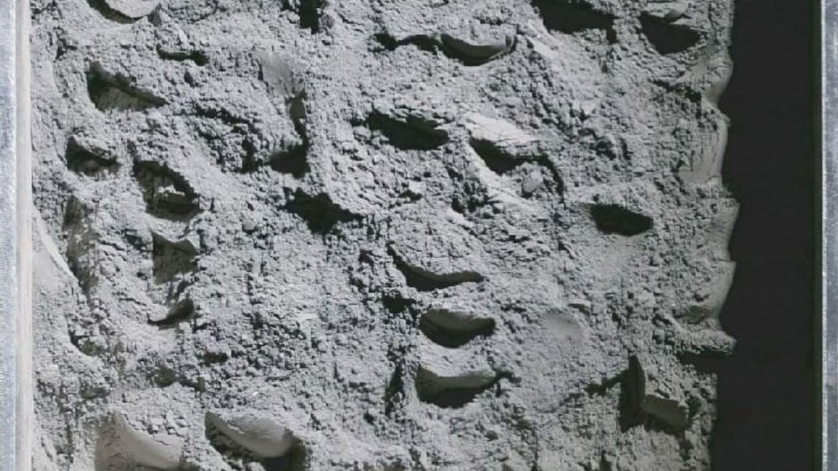 Доставленный Китаем лунный грунт помог выяснить, откуда на Луне ржавчина