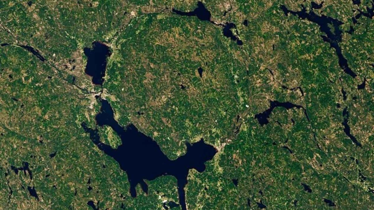 На дне земного кратера обнаружили живых существ, которых ищут на Марсе