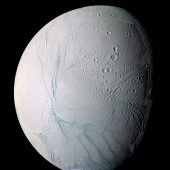 Спутник Сатурна Энцелад