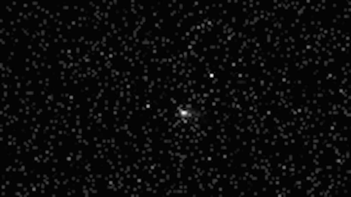 Межзвездная комета 3I/ATLAS в объективе зонда «Тяньвэнь-1» / © CNSA