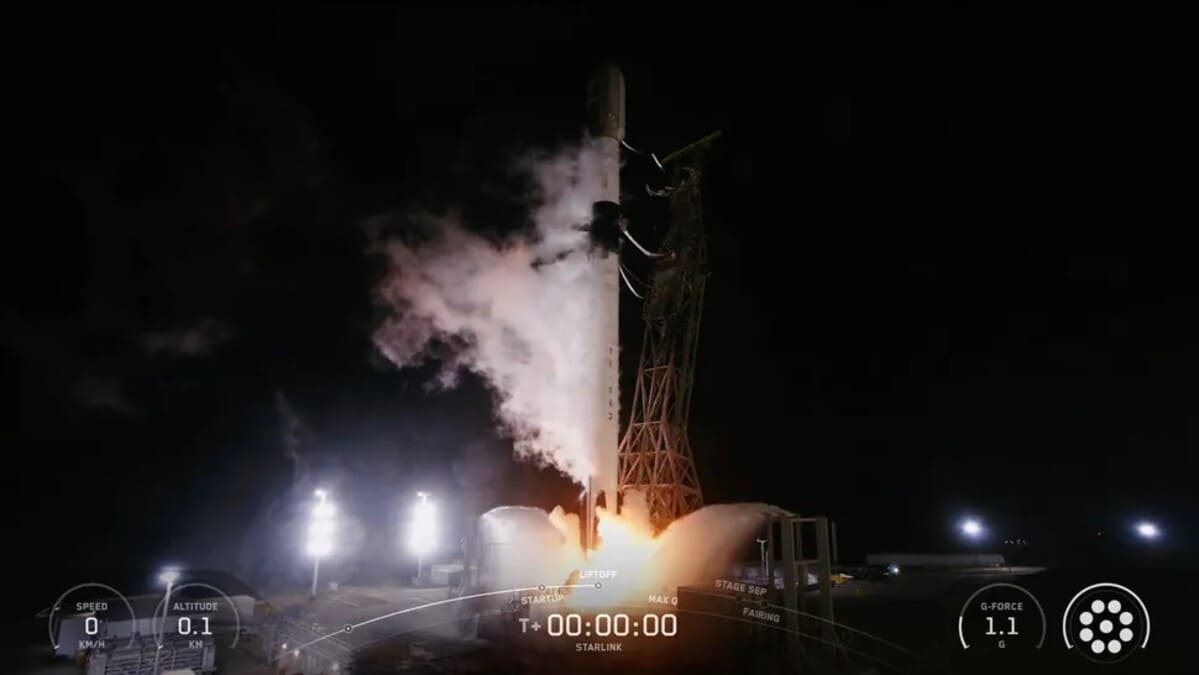 Старт ракеты Falcon 9 / © SpaceX