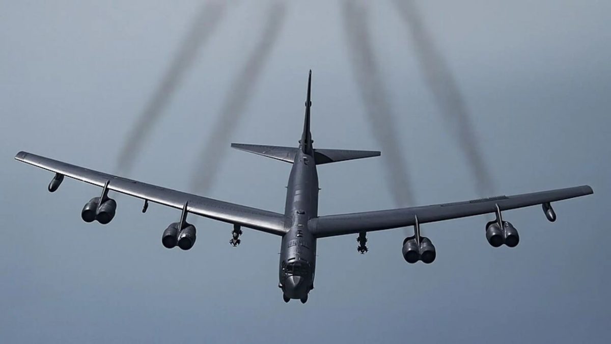 Бомбардировщик B-52 / © Senior Airman Keifer Bowes / Wikimedia Commons
