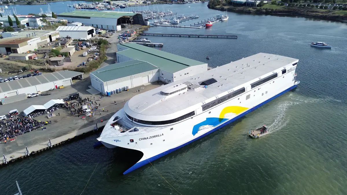 Паром Hull 096 / © Incat Tasmania