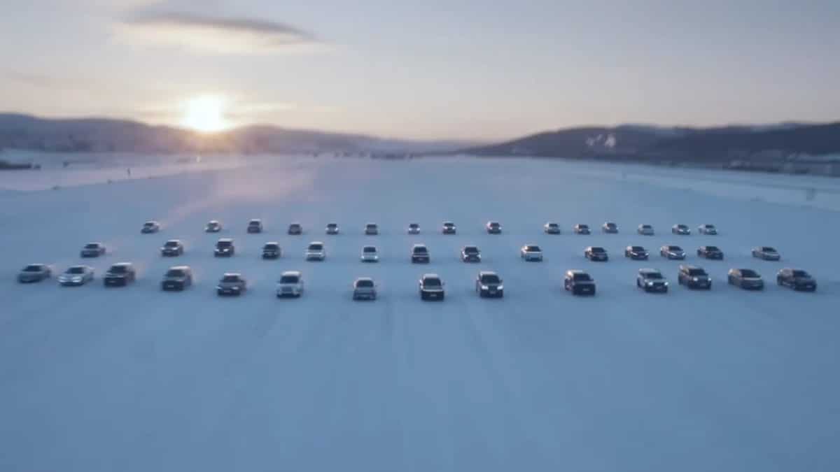 В Китае прошли крупнейшие полевые зимние испытания электромобилей / © Autohome