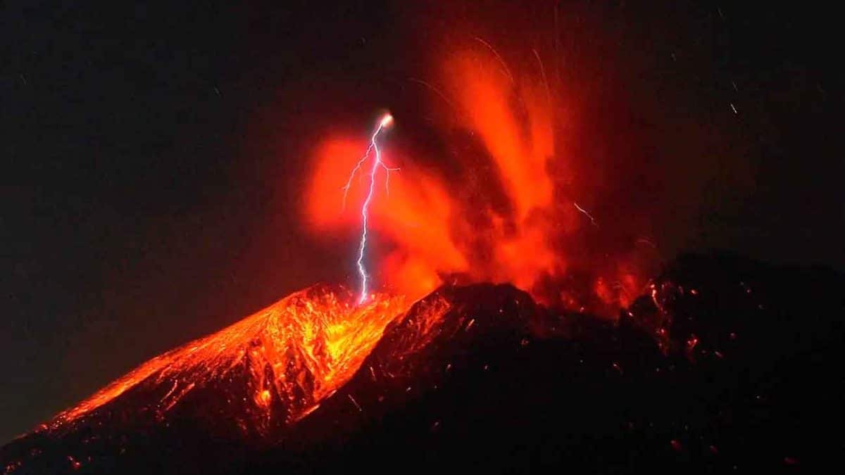 Появление нанопланктона при динозаврах сделало вулканы королями земного климата